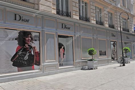 DIOR stores in Budapest .